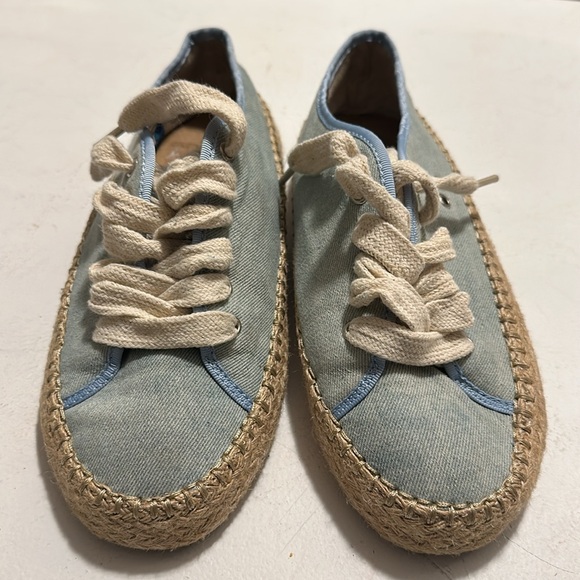 Emu Australia Egonis size 7b
The Agonis Retro is a lightweight summer shoe - Picture 11 of 12